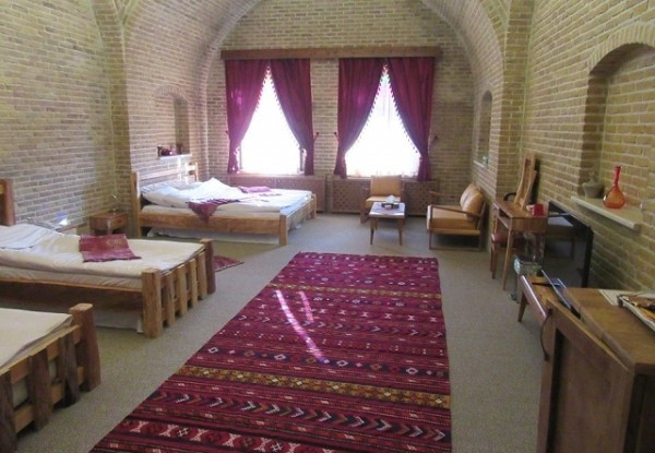 هتل کاروانسرای یام