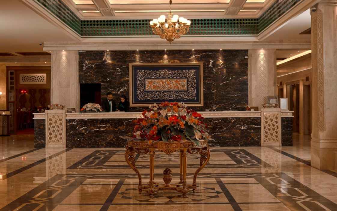 هتل زندیه